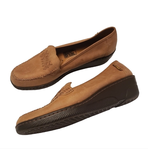 ROMULO Tan Leather Slip On Loafers - Picture 2 of 11